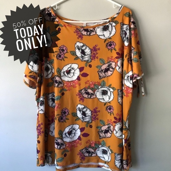 Forgotten Grace Tops - {SALE} Forgotten Grace | Mustard yellow floral top